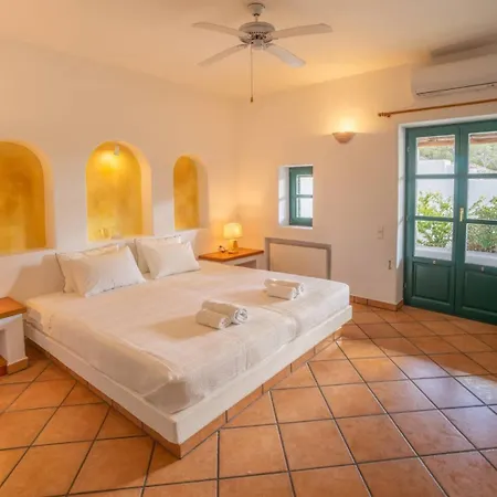 Country house Ypsos - Overlooking Parikia (Paros)