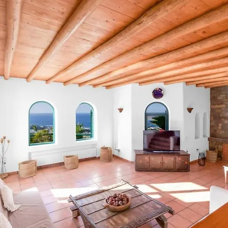 Country house Ypsos - Overlooking Parikia (Paros)